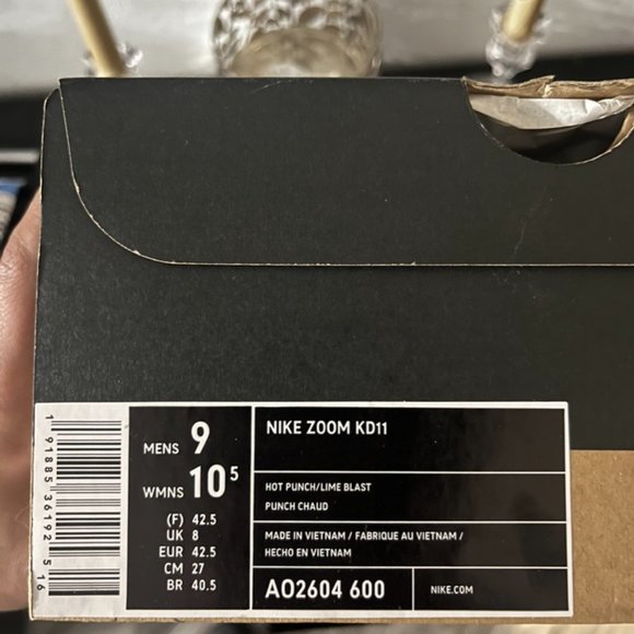 NEVER WORN EYBL KD 11 main image 3